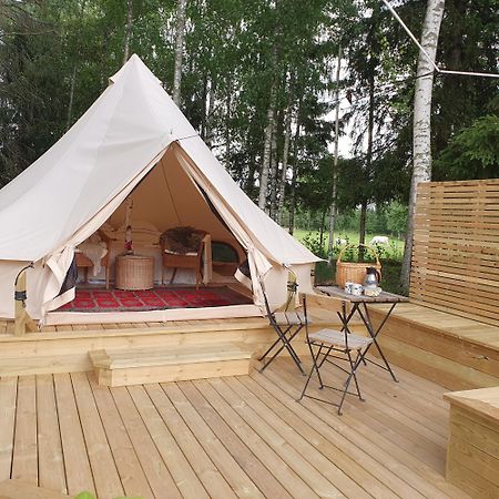 Skalbo Gardsglamping Otel Järvsö Dış mekan fotoğraf